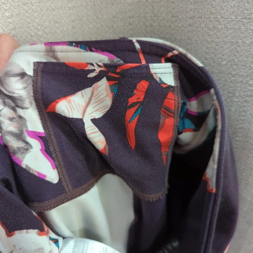 Athleta Leggings‎ Womens XS Purple Magnolia Floral Salutation Stash Pocket
